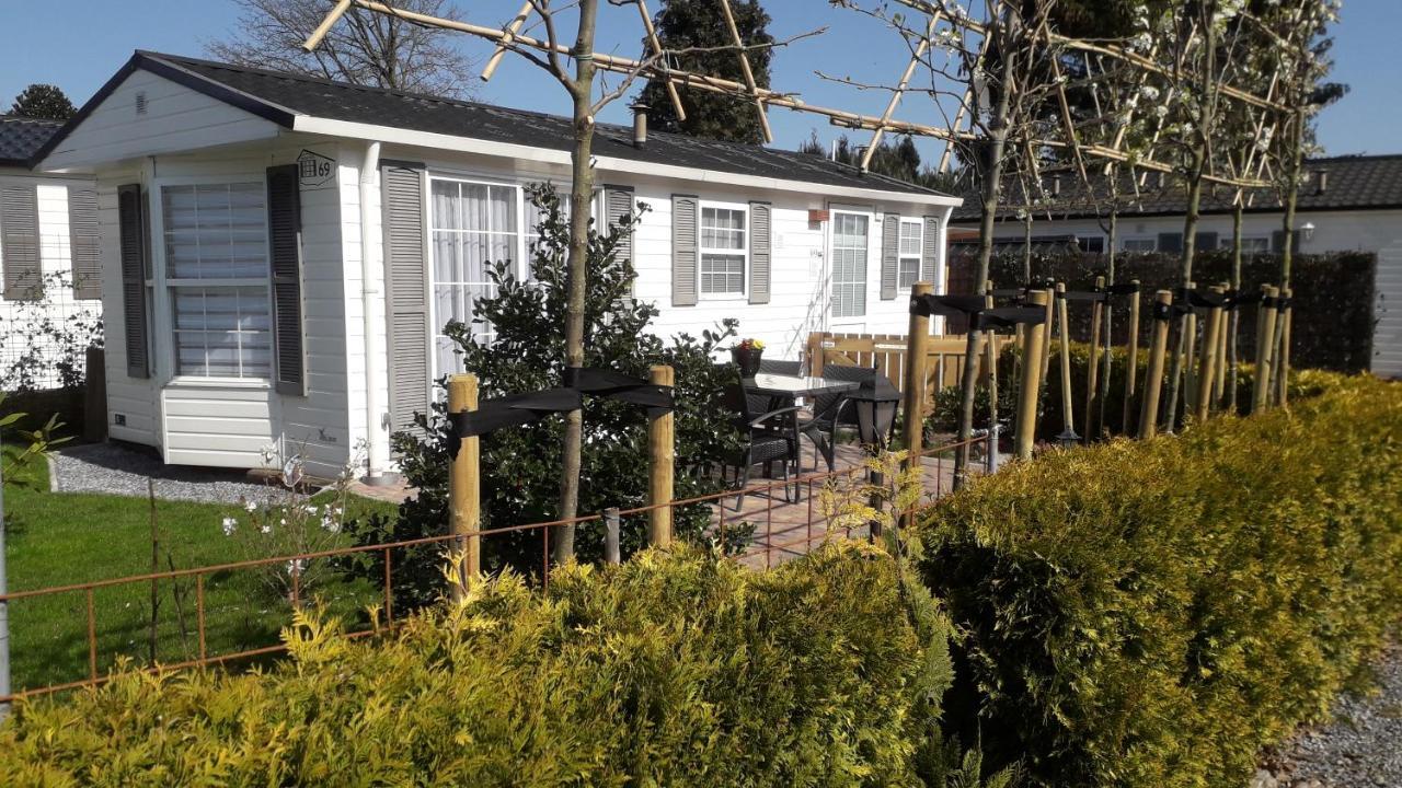 Bospareltjes Luxe Chalets Alleen Voor Recreatie Oisterwijk Bagian luar foto