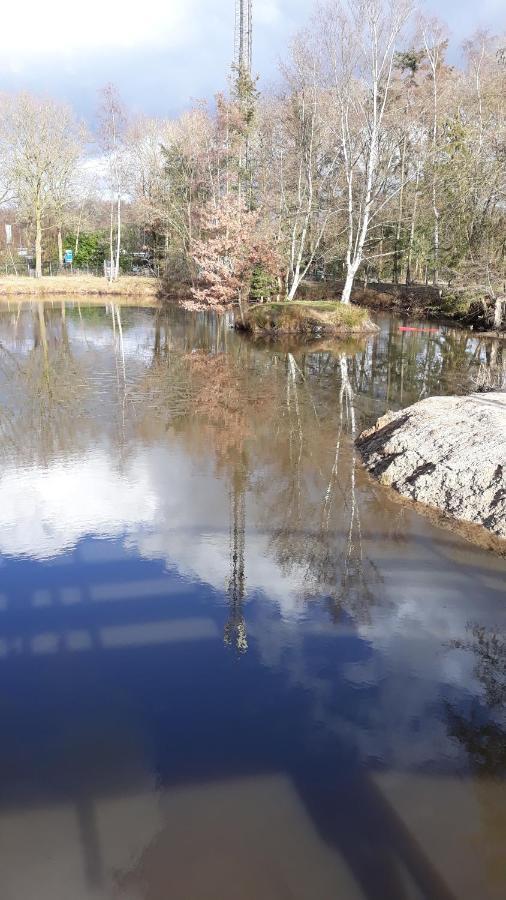 Bospareltjes Luxe Chalets Alleen Voor Recreatie Oisterwijk Bagian luar foto