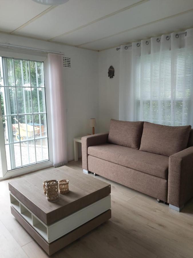 Bospareltjes Luxe Chalets Alleen Voor Recreatie Oisterwijk Bagian luar foto