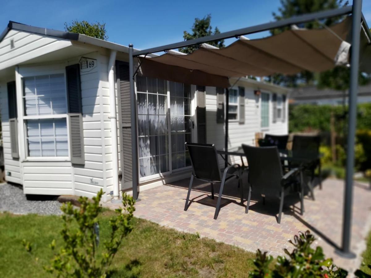Bospareltjes Luxe Chalets Alleen Voor Recreatie Oisterwijk Bagian luar foto